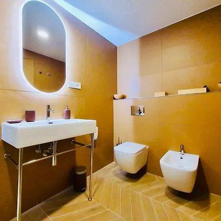 Sweet Romantic In The Heart Of